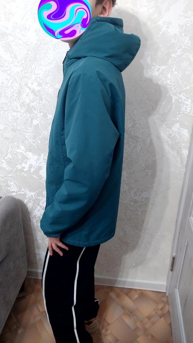 Продам куртку для мальчика 11-13лет