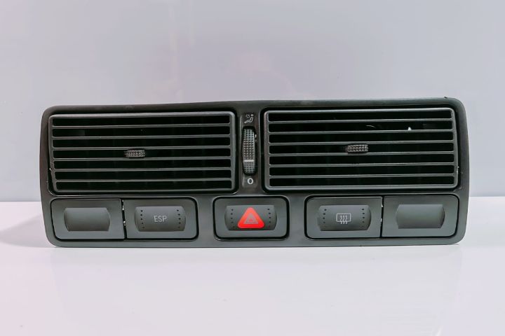 Grila Ventilatie cu butoane 1J0819736C Volkswagen VW Golf a 4-a gener