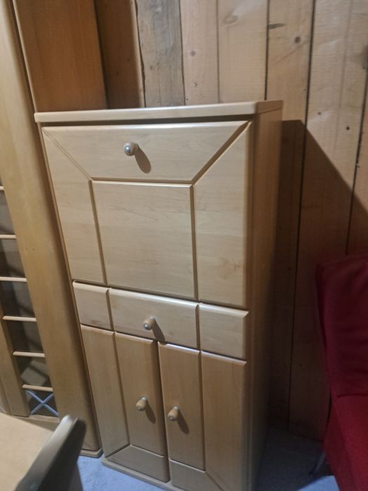 Mobilier second-hand