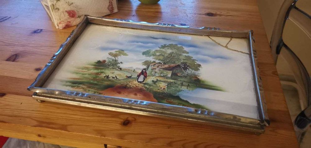 Античен керамичен поднос