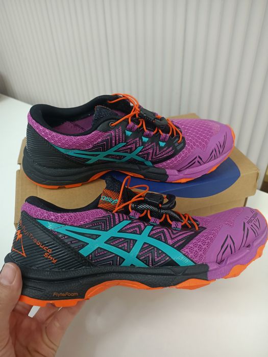 asics, спортивные кроссовки