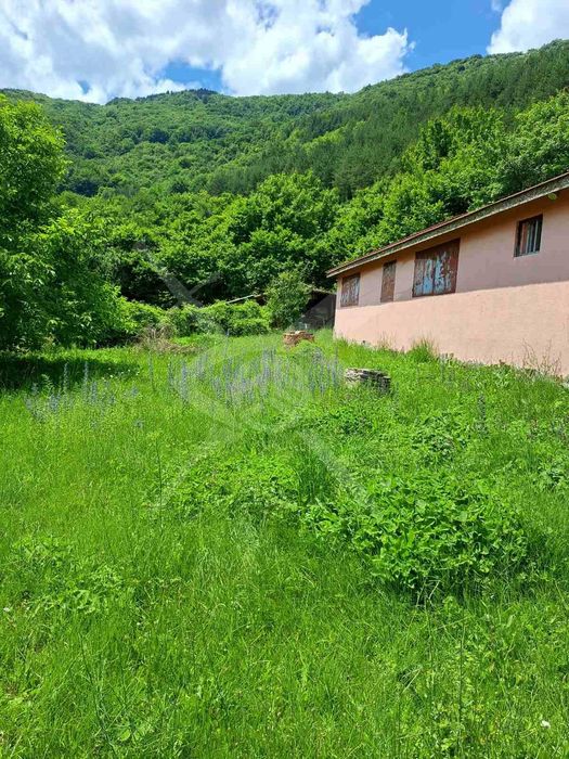 Продава се Къща в с. Орешец, Област Пловдив - 220 кв.м за 719 €/кв.м - Снимка #8