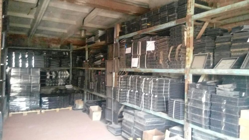 Продам пигмент, суперпластификатор, формы