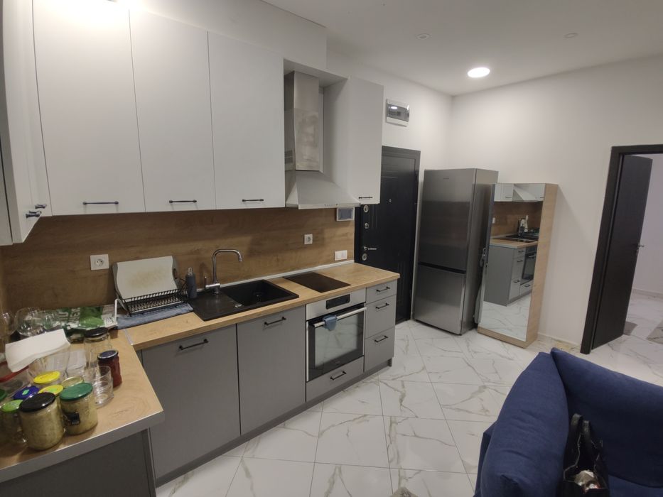 Дава се под наем Двустаен апартамент в София, м-т Гърдова глава - 46 кв.м за 612 € - Снимка #2