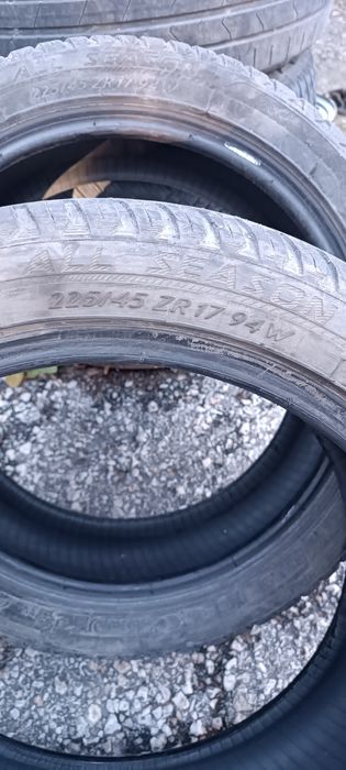 Зимни гуми 225/45/17