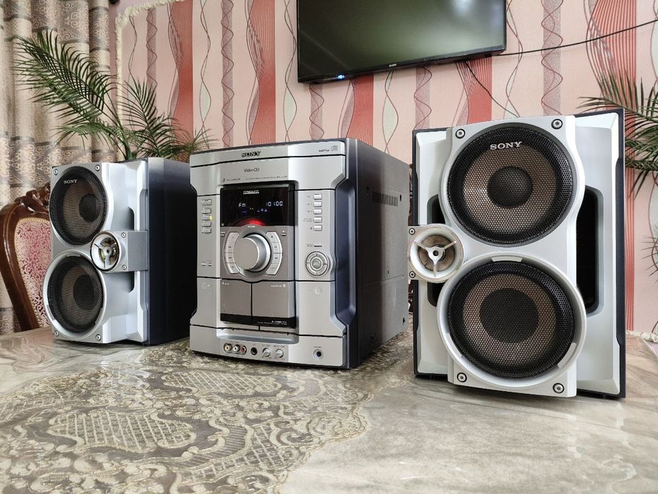 Sony musiqa markazi sotiladi bass kuchli