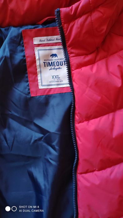 Чисто ново яке TAMEOUT