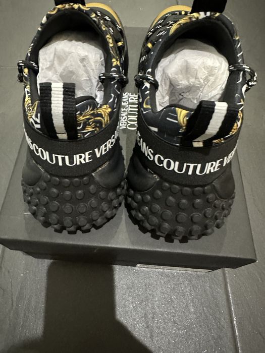 Обувки Versage-Много емблематични за марката !