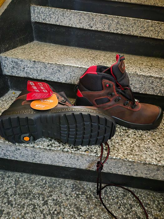 Работни обувки BASE 43 номер