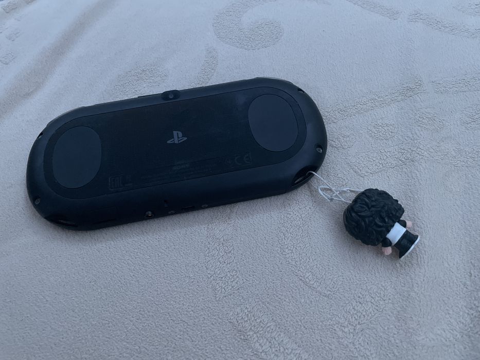 PS Vita slim прошитая