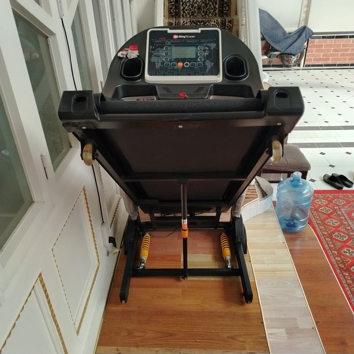 Беговая дорожка "M.Max Fitness" E- 4000. Юрак,КонБосмгача ку́рсатади