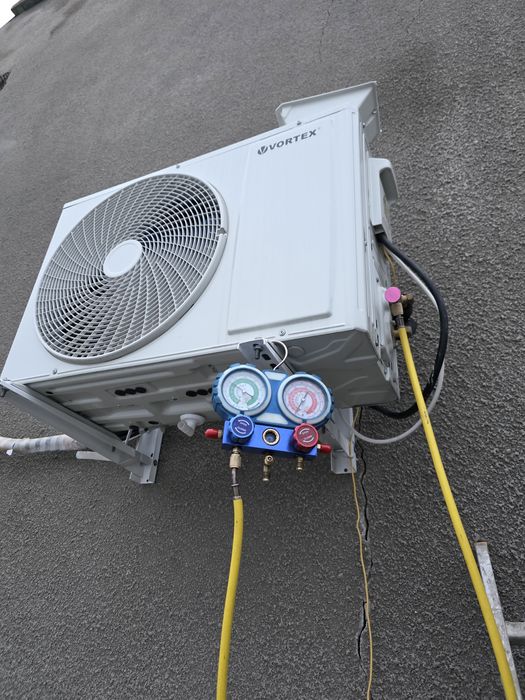 Montaj reparatii  aer condiționat 5 ani garanție