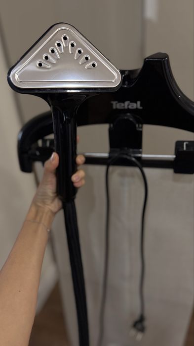 Продам отпариватель Tefal
