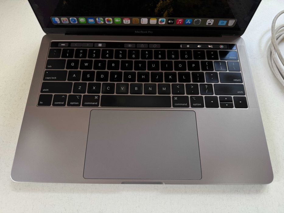 MacBook Pro 13 2019