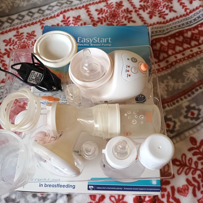 Продавам електрическа помпа за кърма