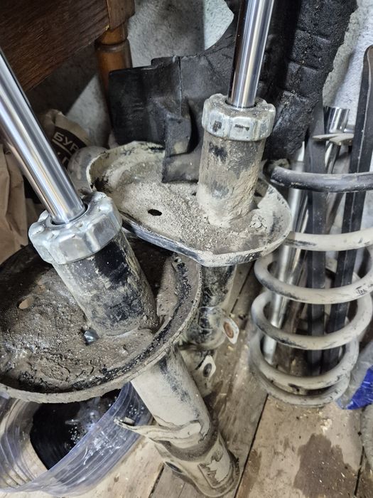 Продам автозапчасти Тойота Камри