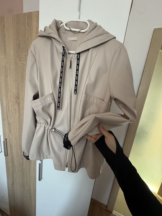 Lui Jo / Junona / Pinko яке