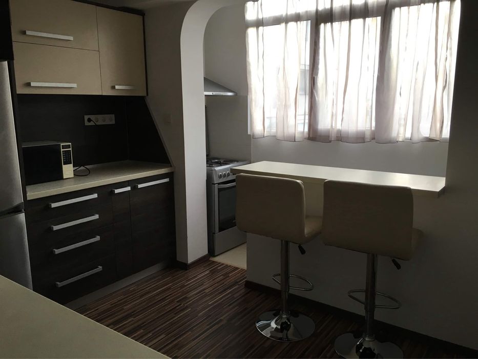 Дава се под наем Тристаен апартамент в Габрово, Борово - 90 кв.м за 255 € - Снимка #1