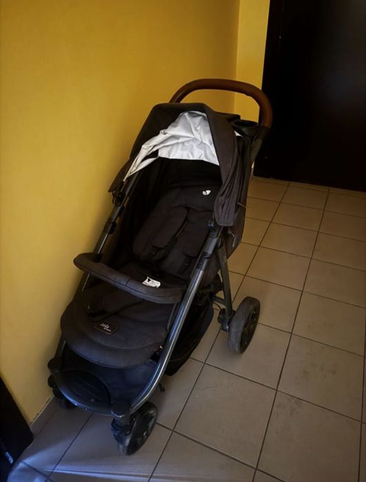 Коляска Joie в хорошем состояний