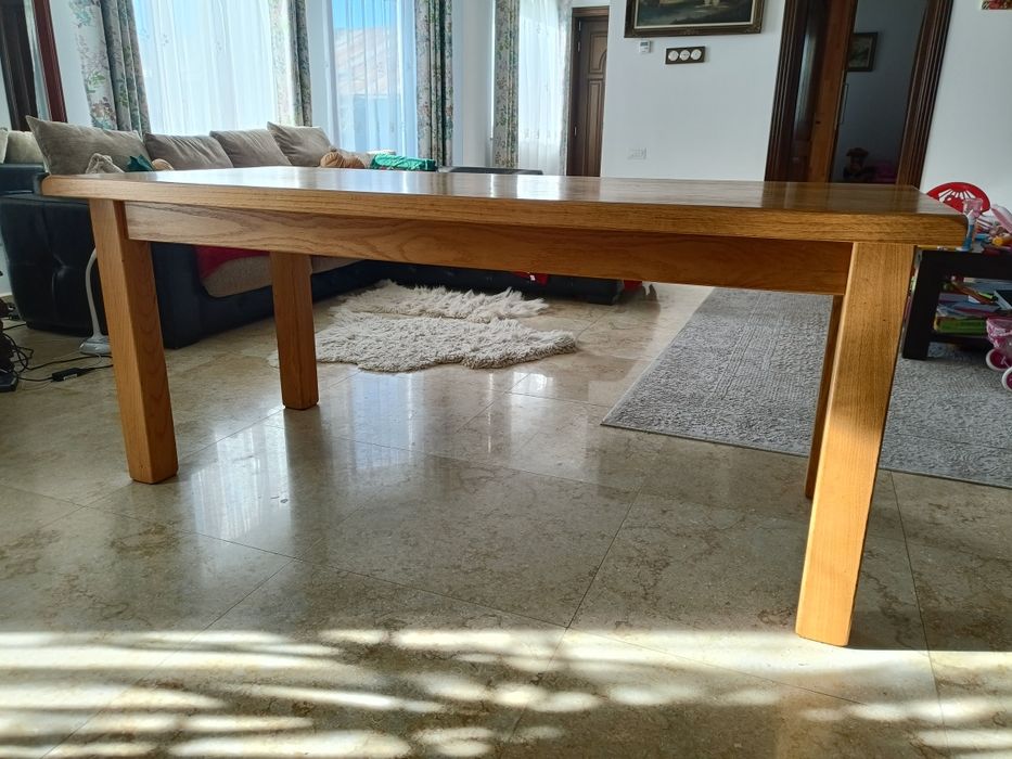 Vând masa lemn masiv stejar