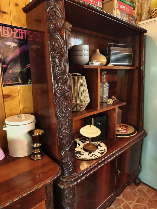 Mobilier vintage lemn masiv