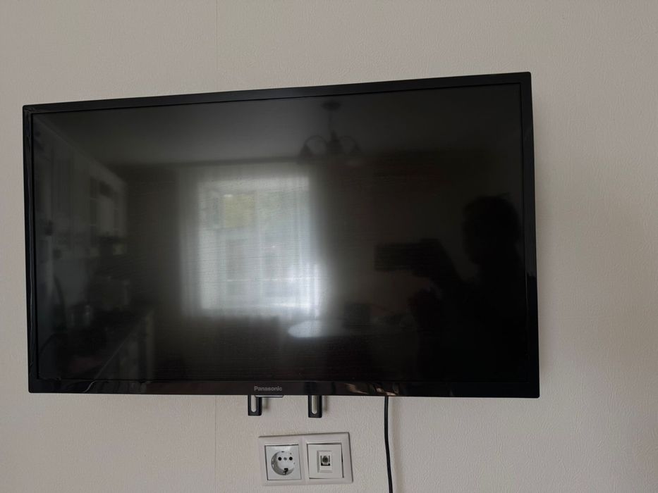Panasonic телевизор не СМАРТ б/у