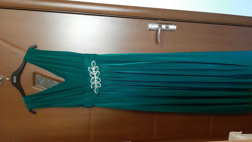 Rochie fara maneci ocazie