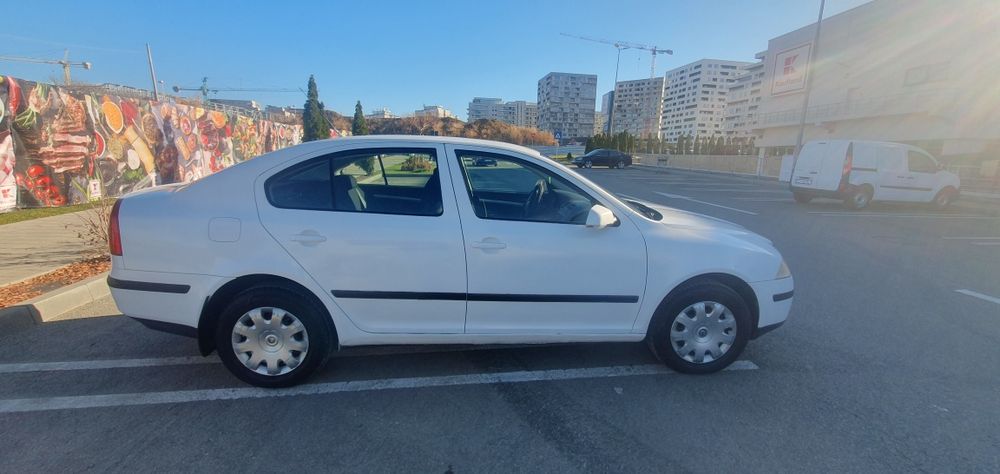 SKODA Octavia 2007 — imagine 3