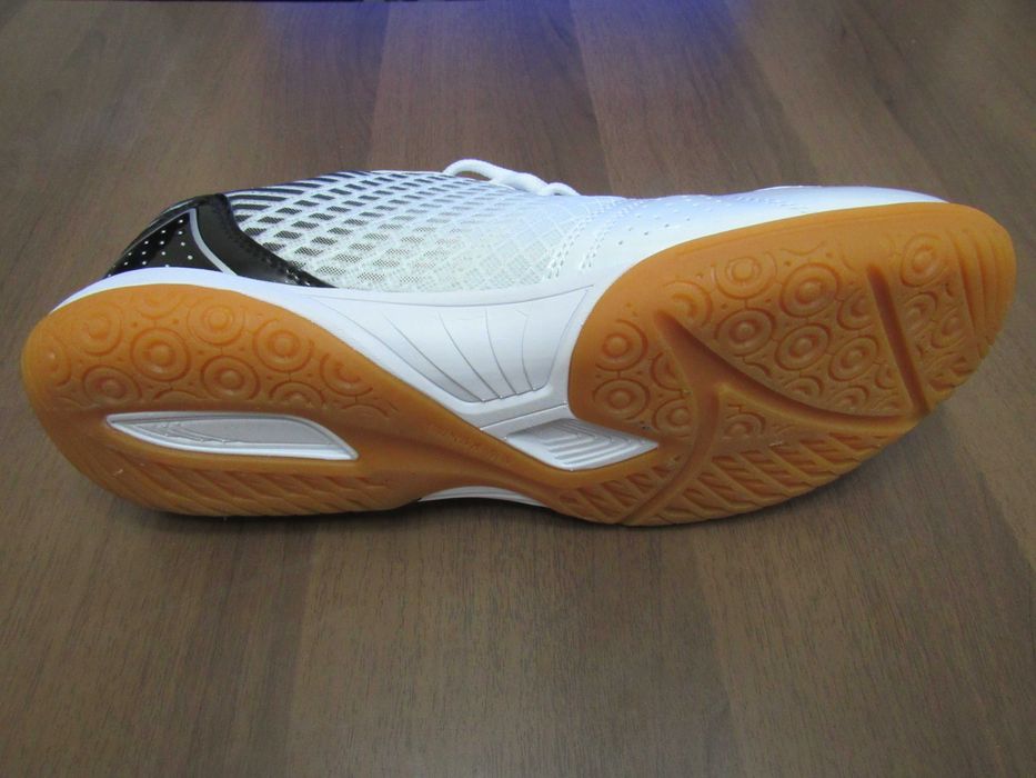 Профеccиональные кроccoвки «Lefus»