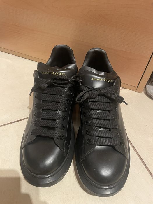 Alexander Mcqueen triple black
