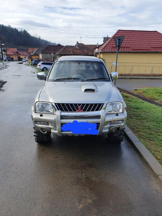 Dezmembrez Mitsubishi l200  1999-2011