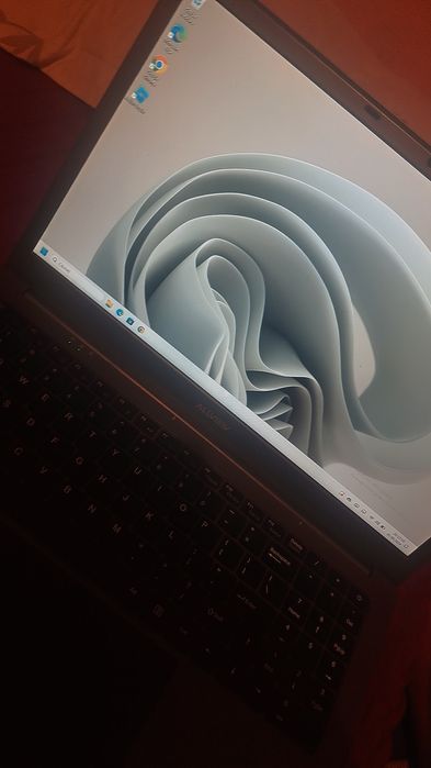 Laptop Windows 10 Pro | 2024 | Stare impecabilă