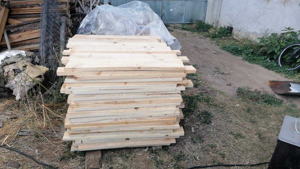 Сух дървен материал от бял бор