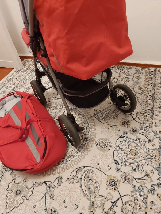 Продам коляску детскую б/у