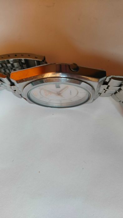 Продавам автоматичен часовник Seiko 5 (Сейко)