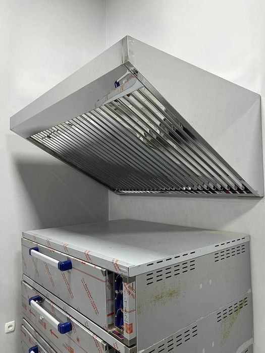 Зонт вытяжной квадратный. Нержавейка Premier