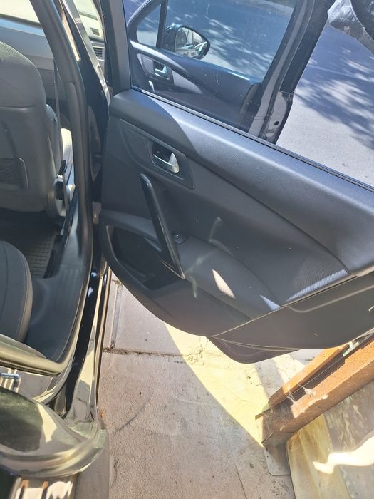 Peugeot 508 SW 2014