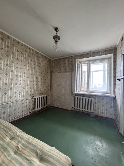 Продам 3х комн квартиру Революция