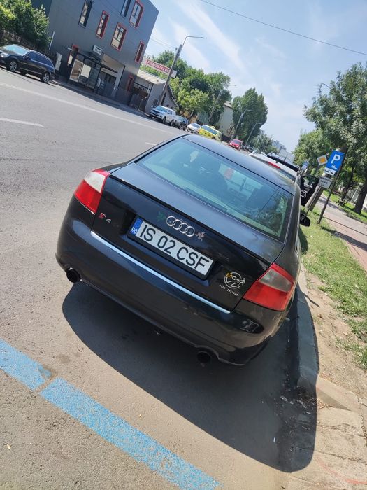 Audi A4 B6 - 2.5 V6 - 2004