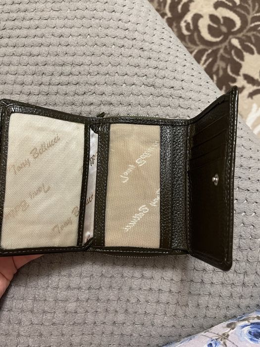 Продам кошелек кожаный