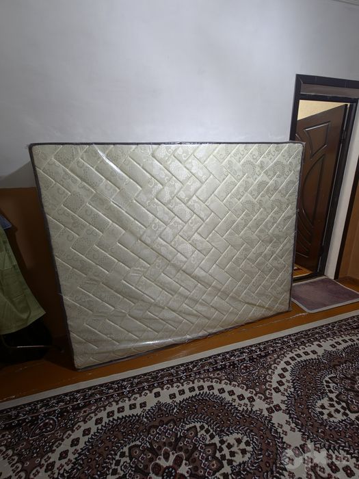 Matras sotiladi. Продаётся матрас