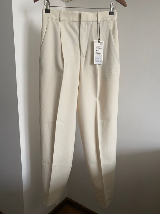 Pantaloni Noi cu eticheta, Zara