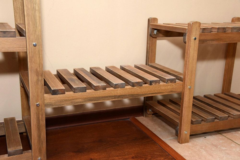 Цветочная полка.