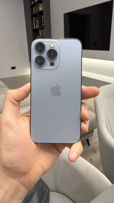 iPhone 13 Pro, 256 ГБ, оригинал, в отличном состоянии