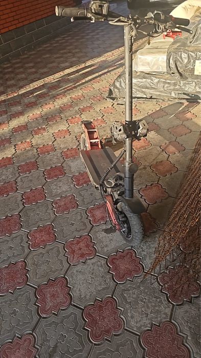 Электросамокат kugo g booster