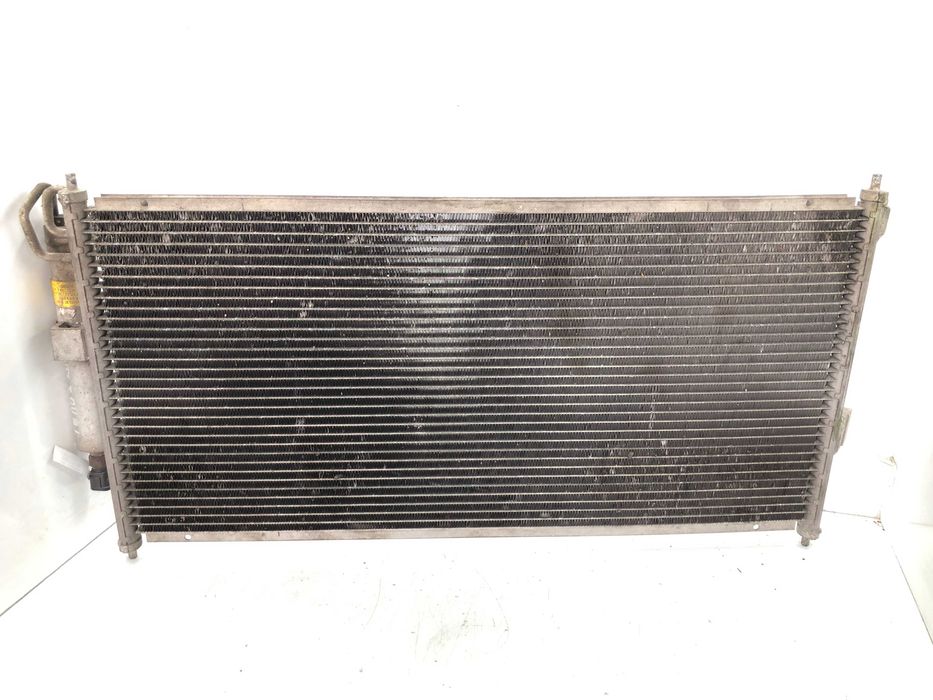 Радиатор климатик с пресостат и дехидратор от Nissan almera tino 2003г