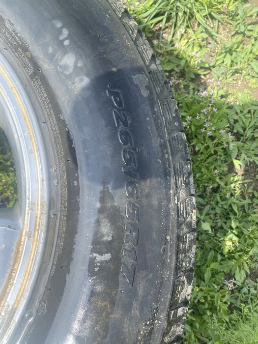 P265/65 R17 prado
