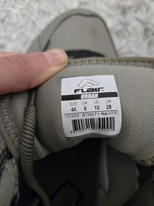 Маратонки  FLAIR