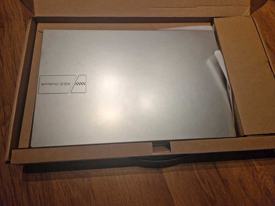 Лаптоп ASUS - Vivobook M1502YA-BQ295,  15.6'', FHD, Ryzen 7, 16GB/1TB