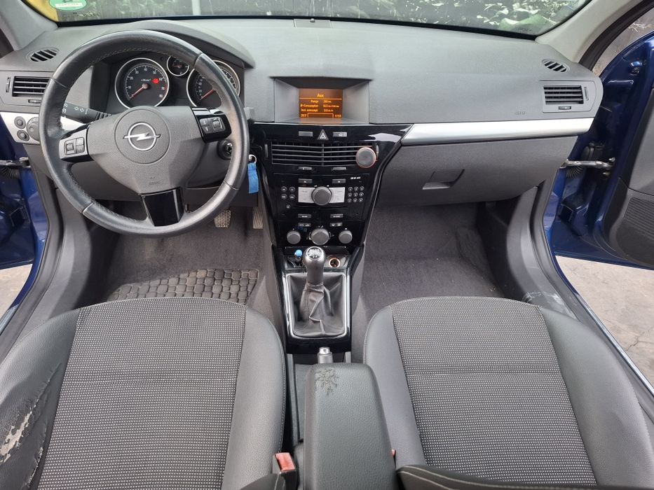 OPEL Astra 2009 — imagine 4